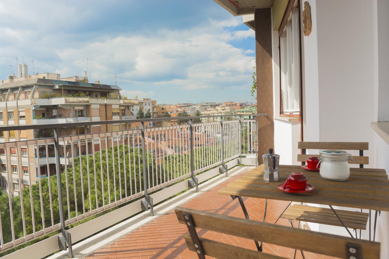 La Casetta Di Nonna Anna - 120 Mq Bright Apartment In Rome Downtown Exterior photo